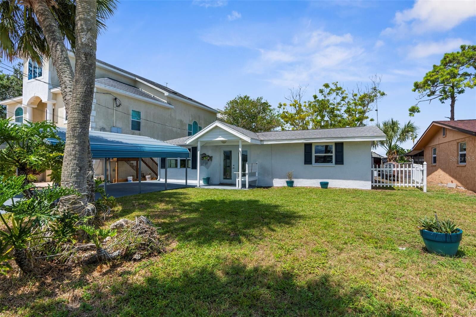 Property Photo:  13531 Dingus Lane  FL 34667 