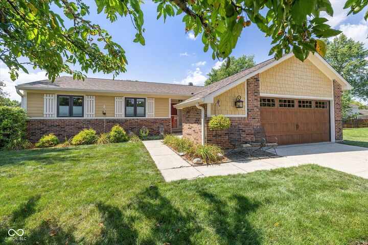 Property Photo:  7813 Ashton Lane  IN 46038 