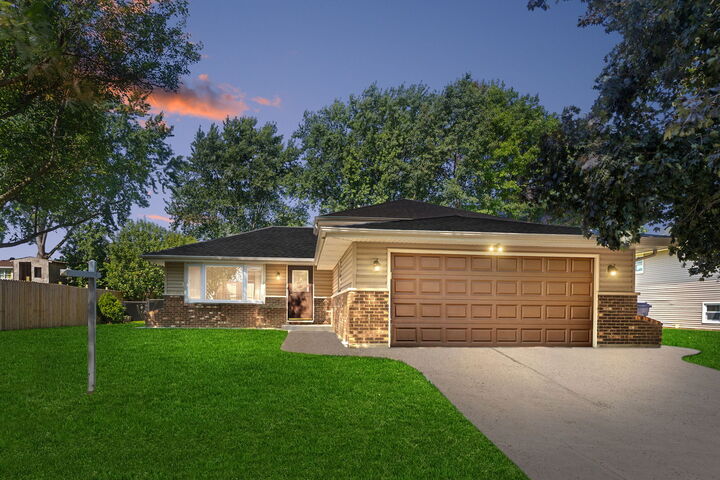 Property Photo:  630 Kenilworth Avenue 0  IL 60177 