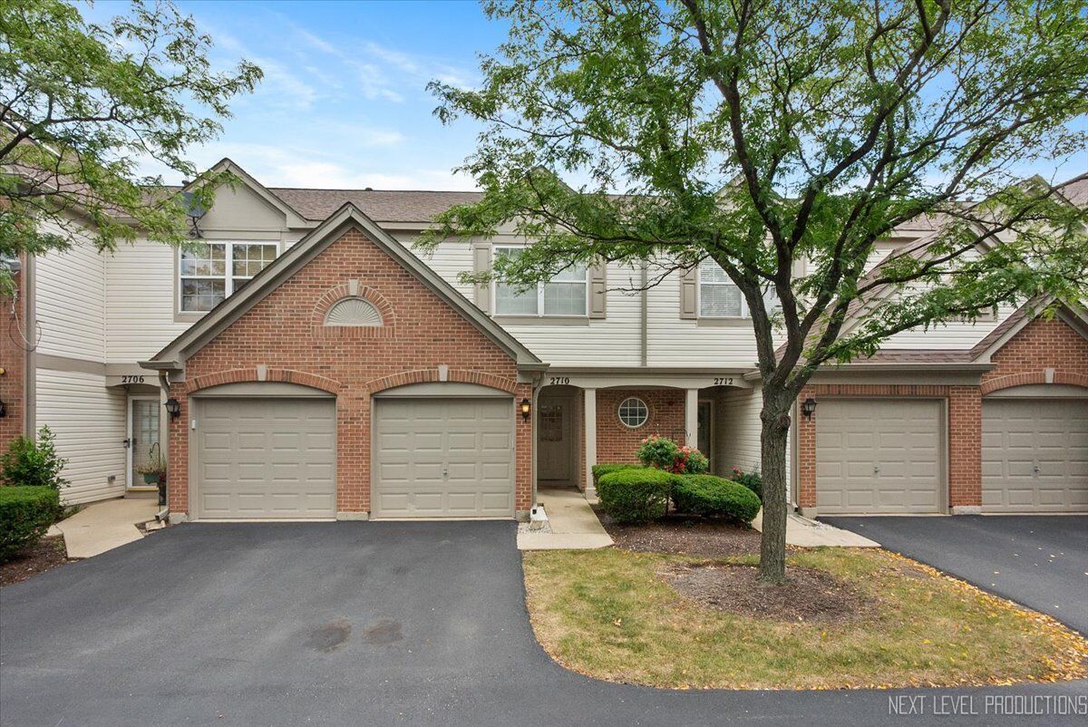Property Photo:  2710 Rockport Lane  IL 60564 