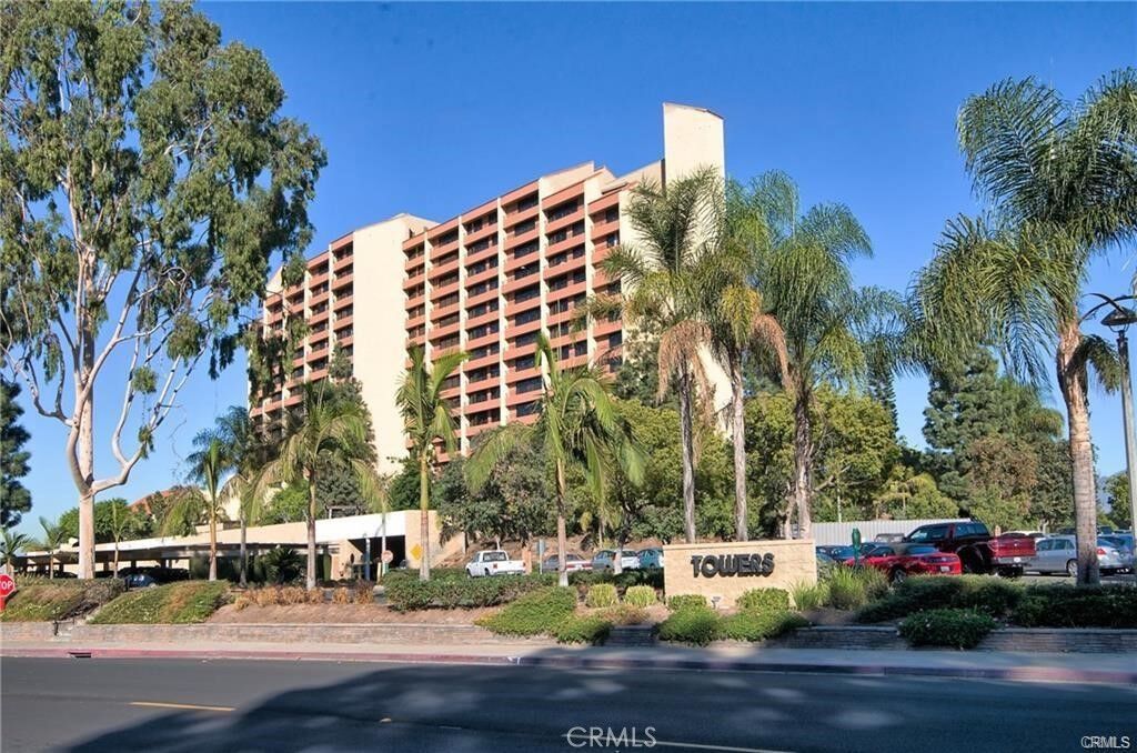 Property Photo: 24055 Paseo Del Lago 1402 CA 92637