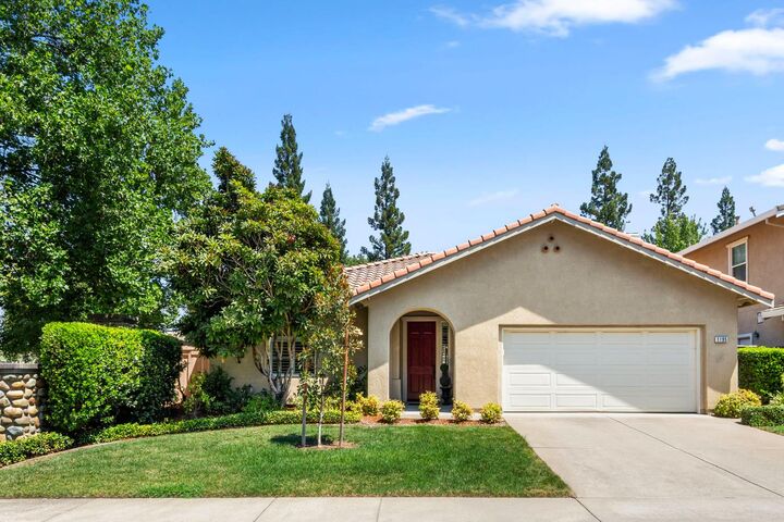 Property Photo: 1195 Fergusen Way CA 95630