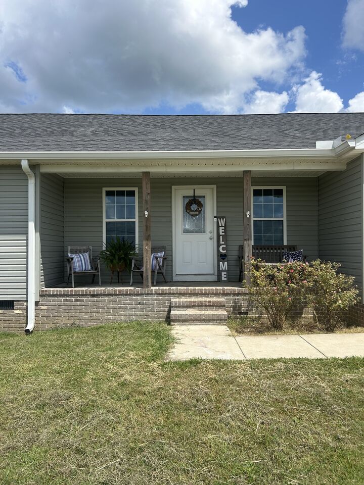 Property Photo:  460 Northpoint Dr  TN 38483 