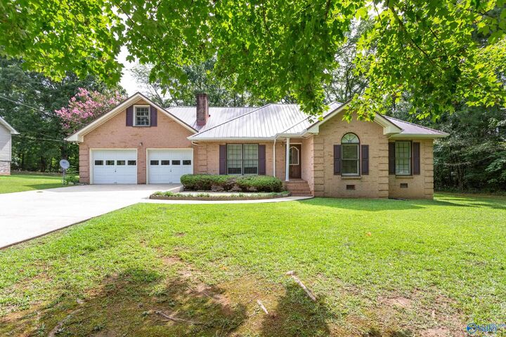 124 Mountain Creek Drive  Gadsden AL 35901 photo