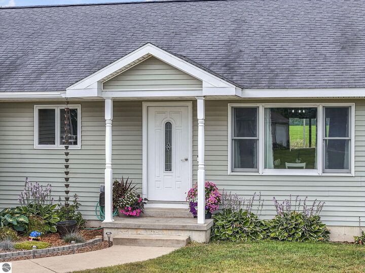 Property Photo:  5232 S North Country Drive  MI 49651