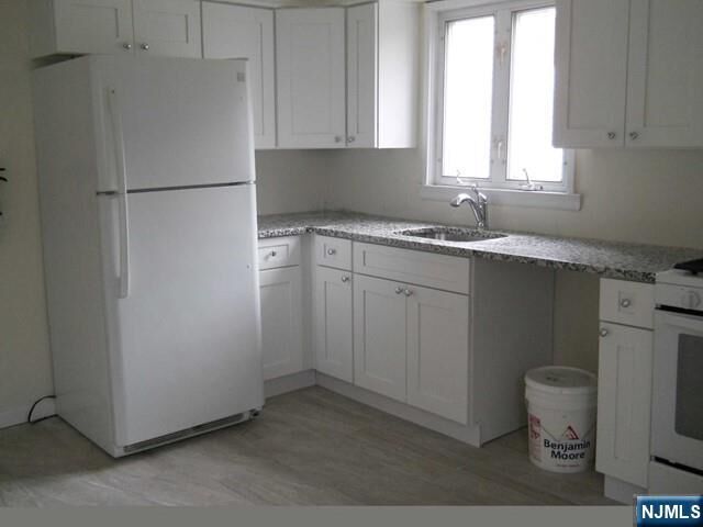Property Photo: 780 Delalla Terrace 2nd Floor NJ 07657