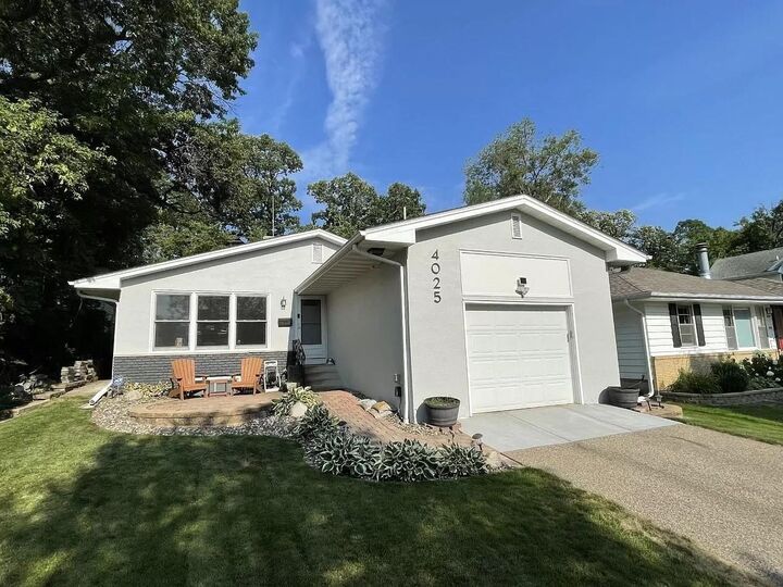 4025 Chowen Avenue S  Minneapolis MN 55410 photo