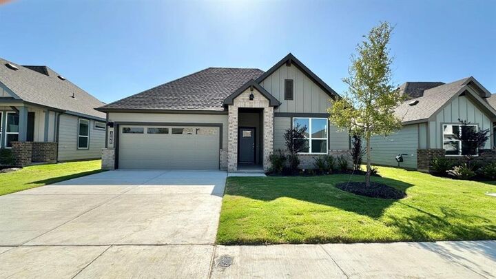 Property Photo: 10620 Zircon Lane TX 76036