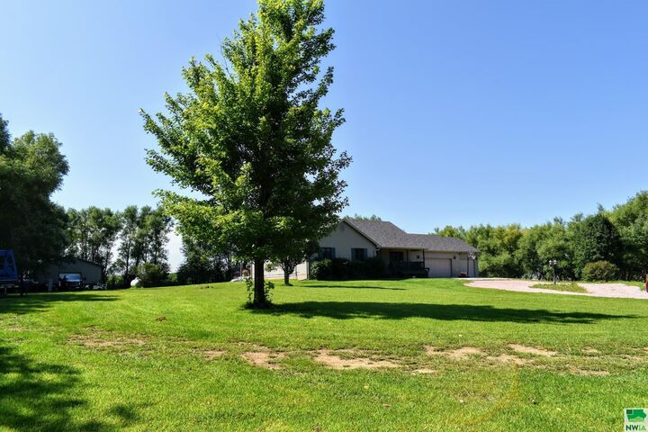 Property Photo:  1724 162nd St.  IA 51030 