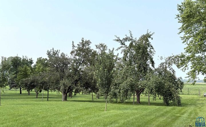 Property Photo:  22954 Park Loop  IA 51040 