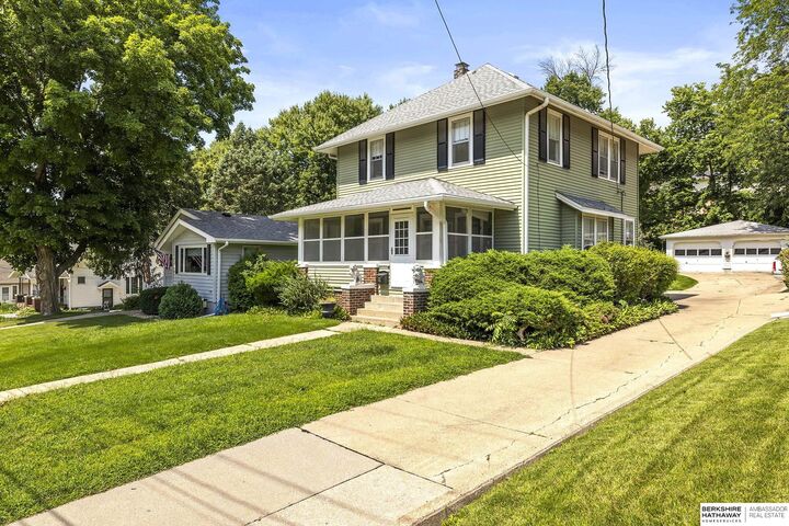 222 Locust Lodge Avenue  Council Bluffs IA 51503 photo
