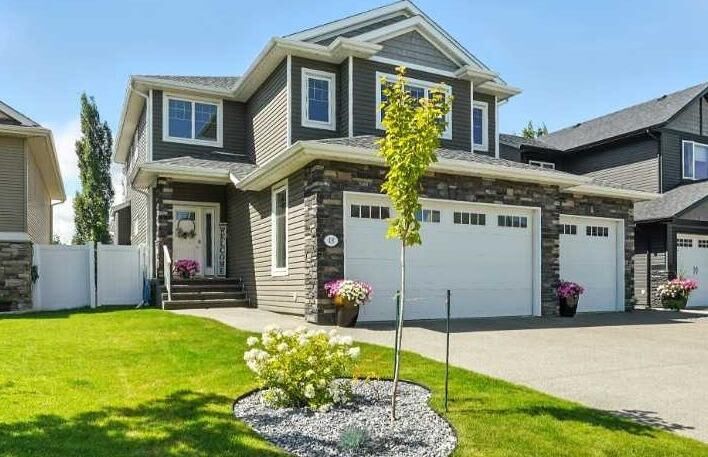 Property Photo:  18 Vienna Close  AB T4P 0P1 