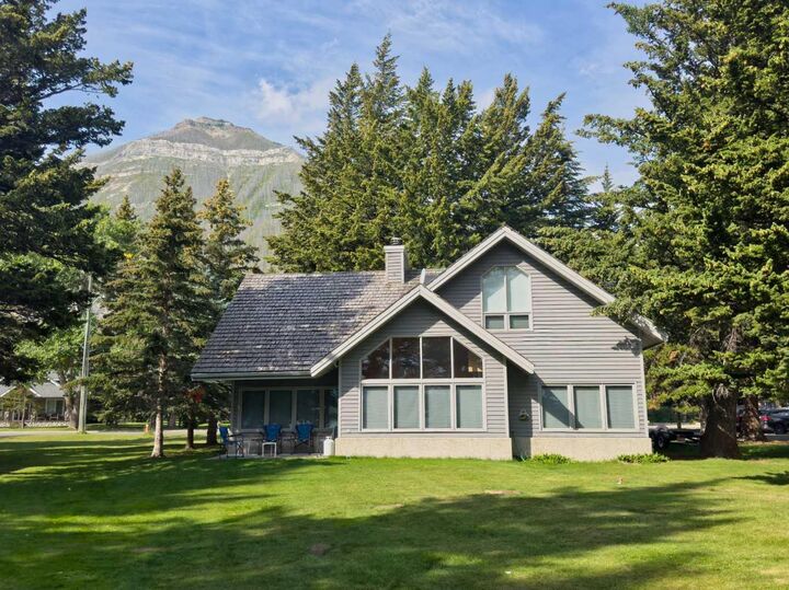107 Mount View  Waterton Park AB T0K 2M0 photo