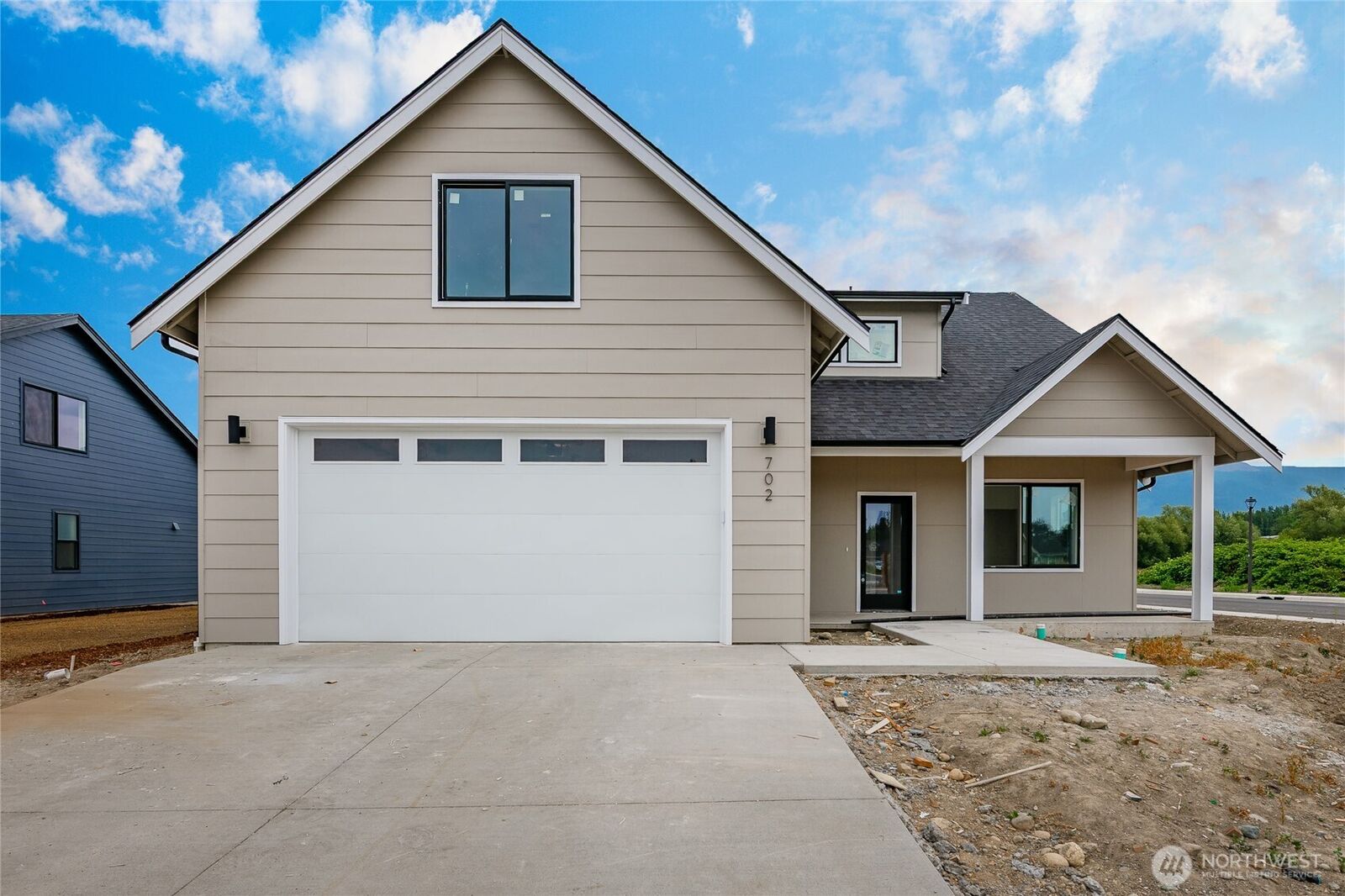 Property Photo:  702 E 5th Street  WA 98276 
