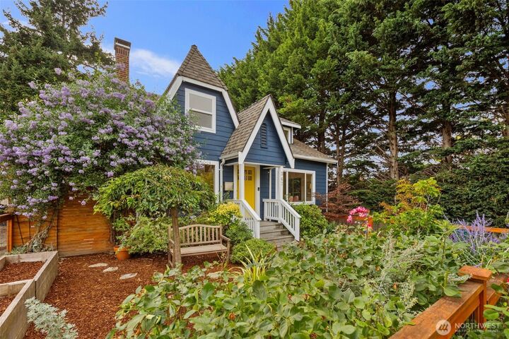 Property Photo: 347 29th Avenue WA 98122