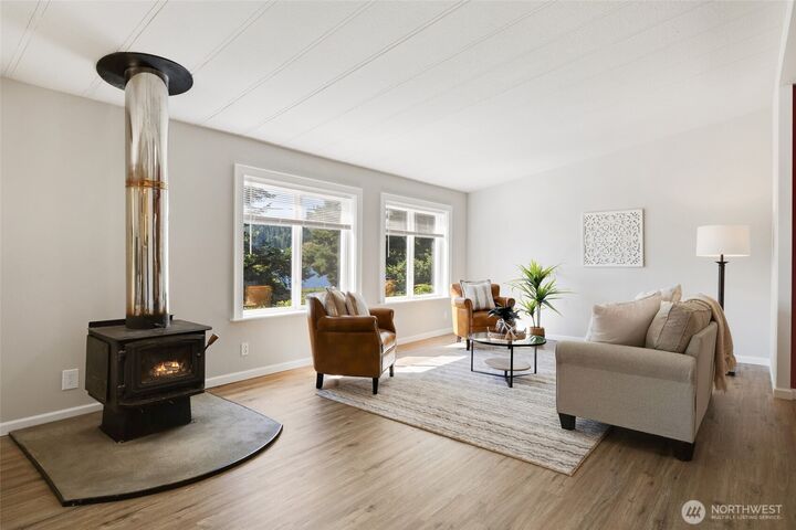 Property Photo:  5255  Apollo Road  WA 98260 