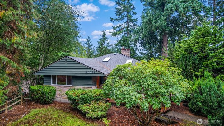 Property Photo: 23024 99th Avenue W WA 98020