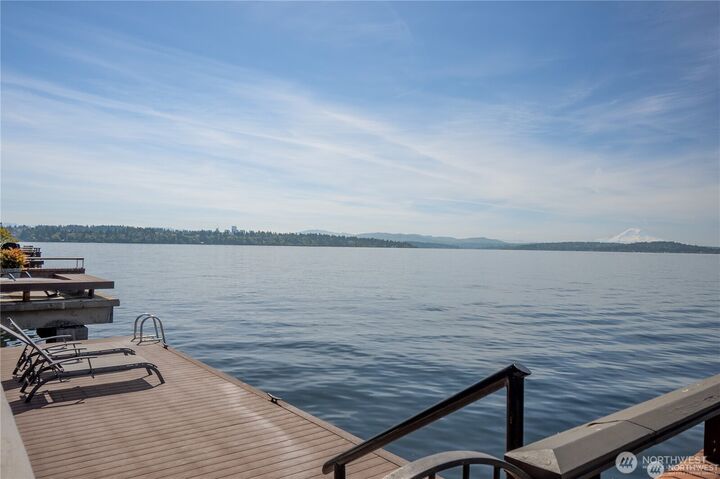 Property Photo:  2330  43rd Avenue E 402B  WA 98112 