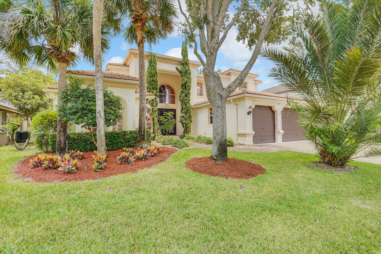 Property Photo: 9481 Campi Drive FL 33467