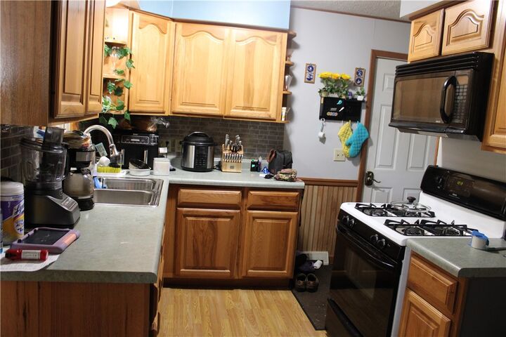 Property Photo:  2517 Blakeley Avenue  WI 54701 