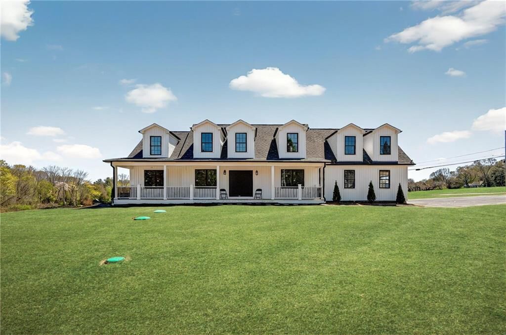 Property Photo:  2 Winsor Road  RI 02857 