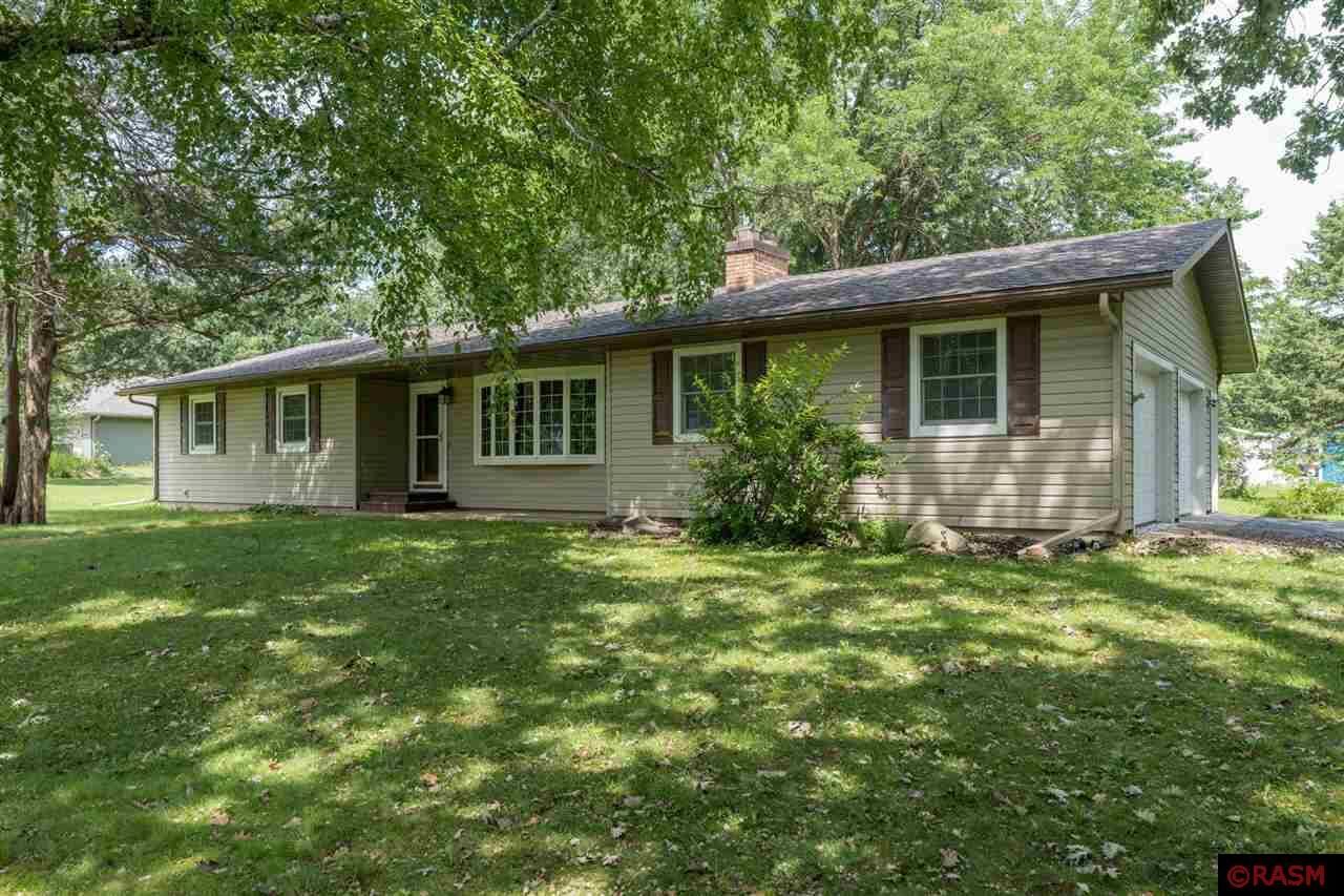 Property Photo: 1614 Lesueur Avenue MN 56001