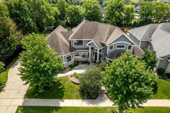 Property Photo:  1714 Bellewood Drive  WI 53597 