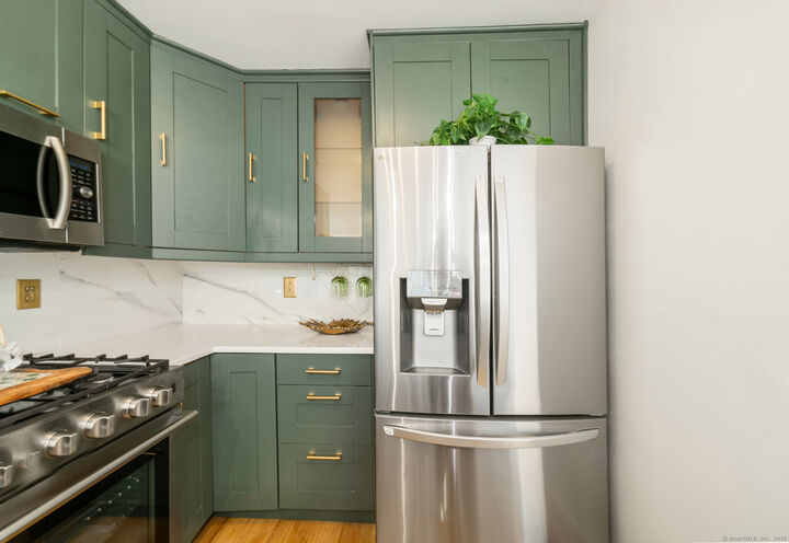 Property Photo:  57 Cypress Road  CT 06111 