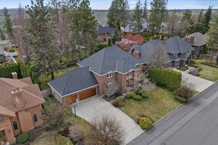 Property Photo: 3510 S Jefferson Dr WA 99203