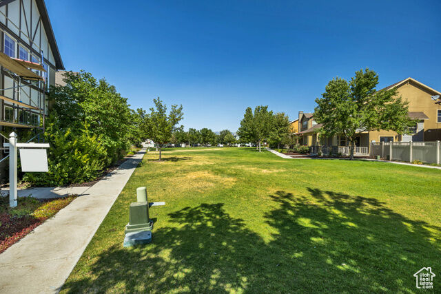 Property Photo: 10603 S Topview Rd W UT 84009