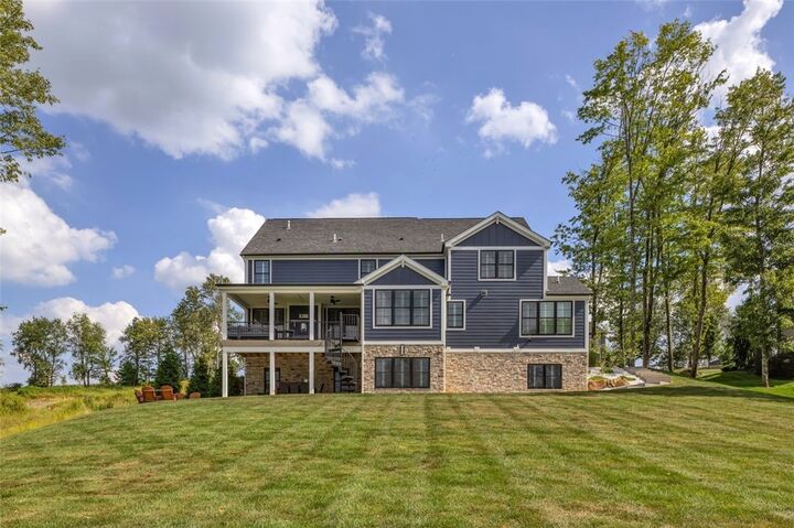 Property Photo:  133 Woodford Dr  PA 16033 