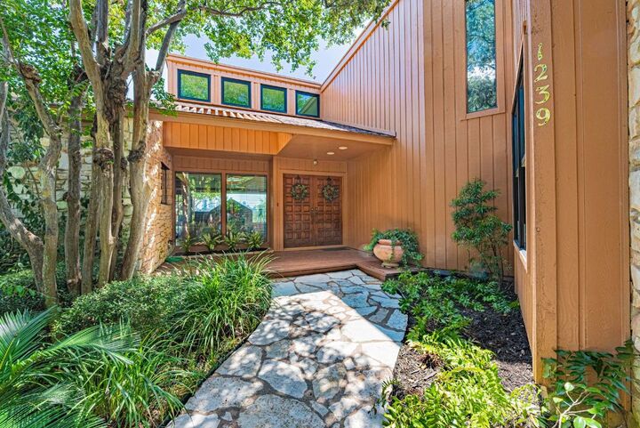 Property Photo: 1239 Spyglass Drive TX 78746