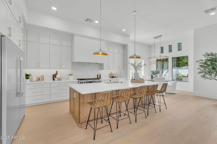 Property Photo: 902 E Coconino Place AZ 85249