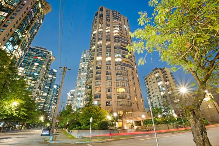 738 Broughton Street 601  Vancouver BC V6G 3A7 photo