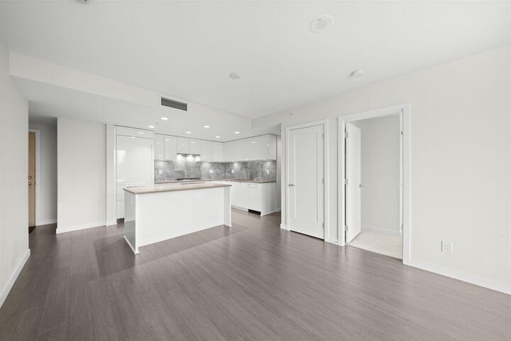 Property Photo: 3699 Sexsmith Road 815 BC V6X 0W4