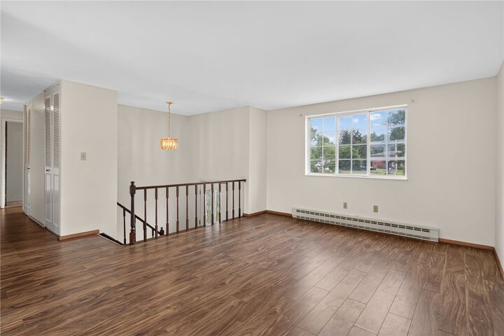 Property Photo:  10 Greystone Drive  NY 13053 