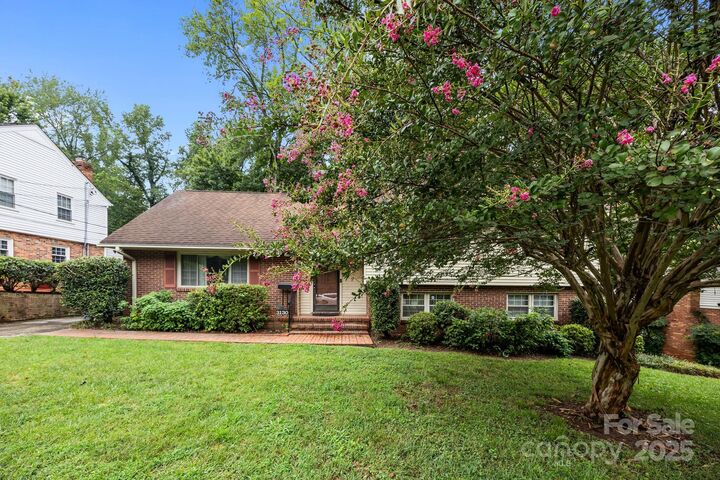 Property Photo: 3130 Spring Valley Road NC 28210