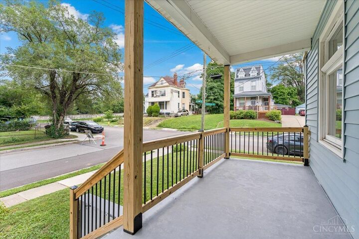 Property Photo:  1747 Holloway Avenue  OH 45207 