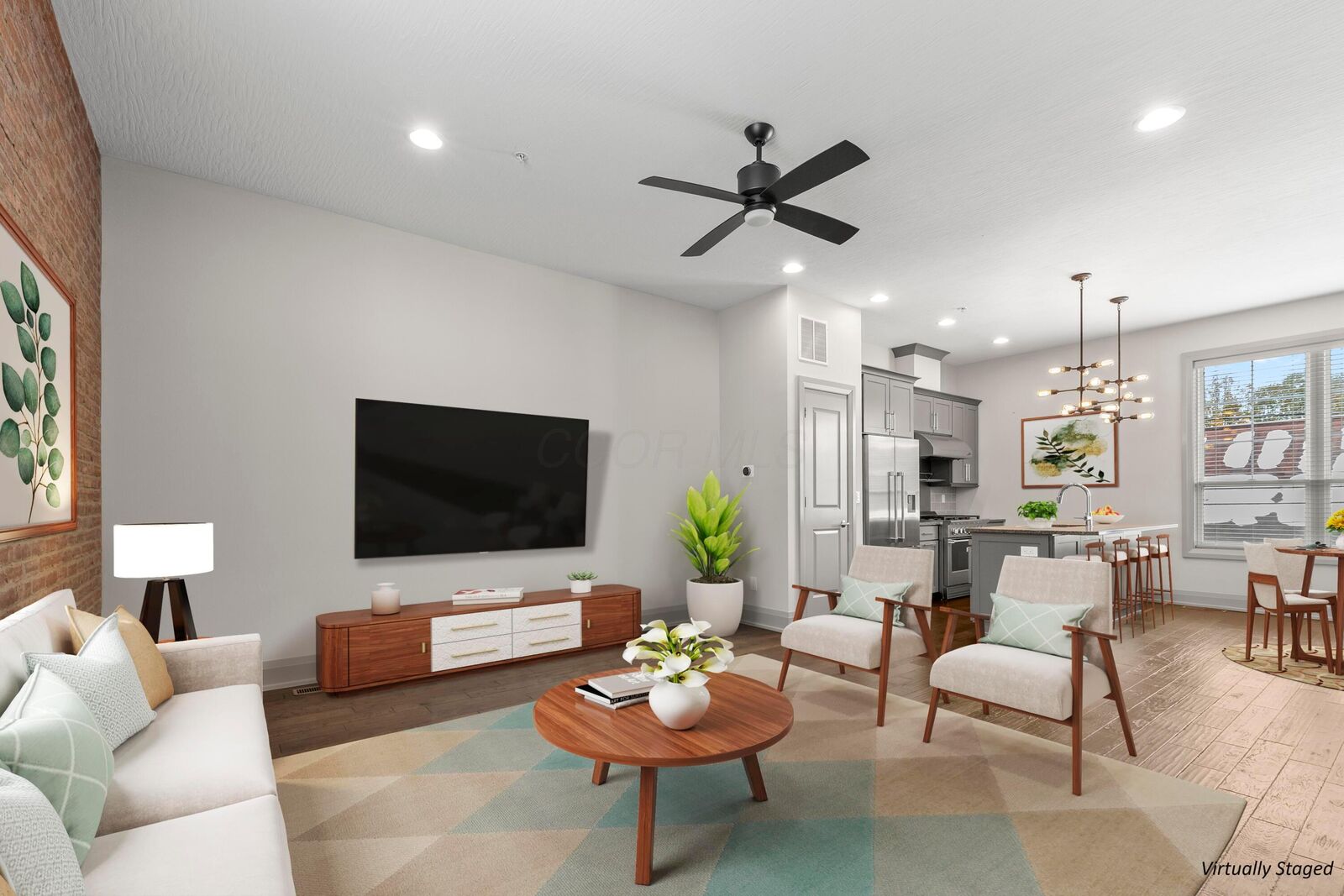 Property Photo:  998 Ewing Alley  OH 43201 