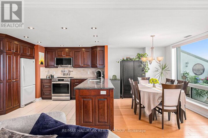 Property Photo: 1380 Prince Of Wales Drive Ph 7 ON K2C 3N5