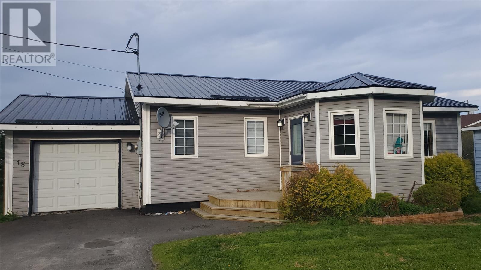 Property Photo:  16 Tuckers Lane  NL A0K 4S0 