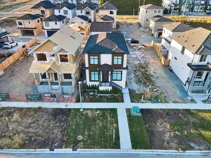 Property Photo: 16723 19A BC V3Z 1K2