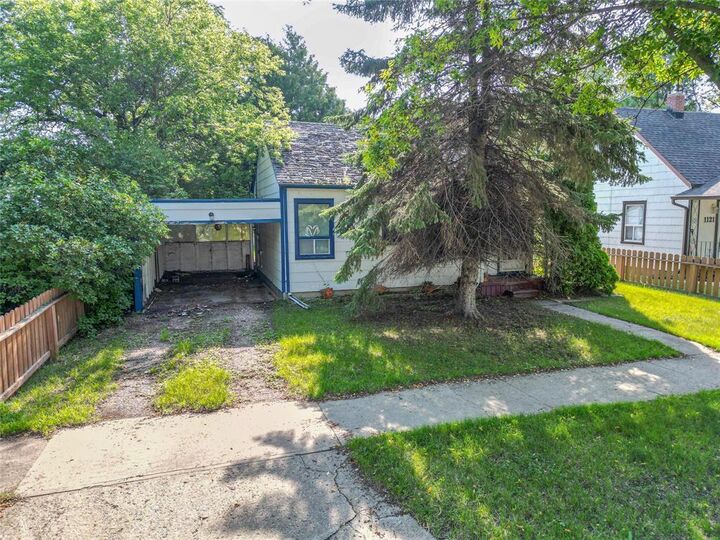 1115 8th Street  Brandon MB R7A 3Z1 photo