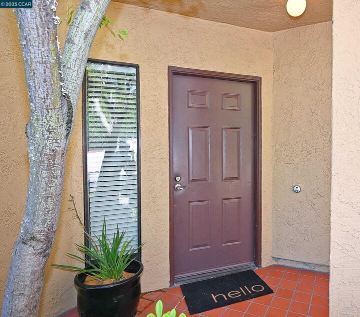 Property Photo:  3279 Mt Diablo Ct #1  CA 94549 