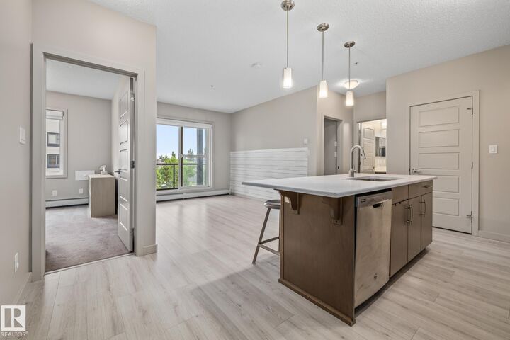 Photo de la propriété: 320 Ambleside Link SW 303 AB T6W 2Z9