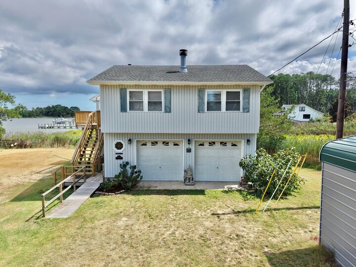 Property Photo: 20224 Allen Ln VA 23417