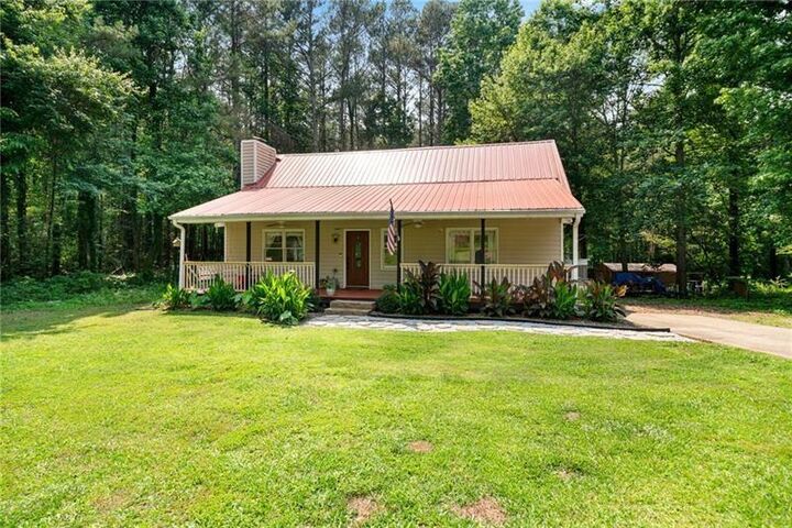 Property Photo: 76 Beach Creek Circle GA 30680