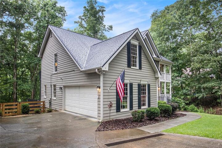 Property Photo: 6421 Kettle Creek Way GA 30542
