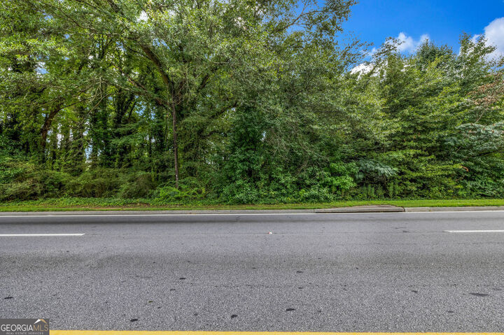 Property Photo: 6845 Old National Highway GA 30349