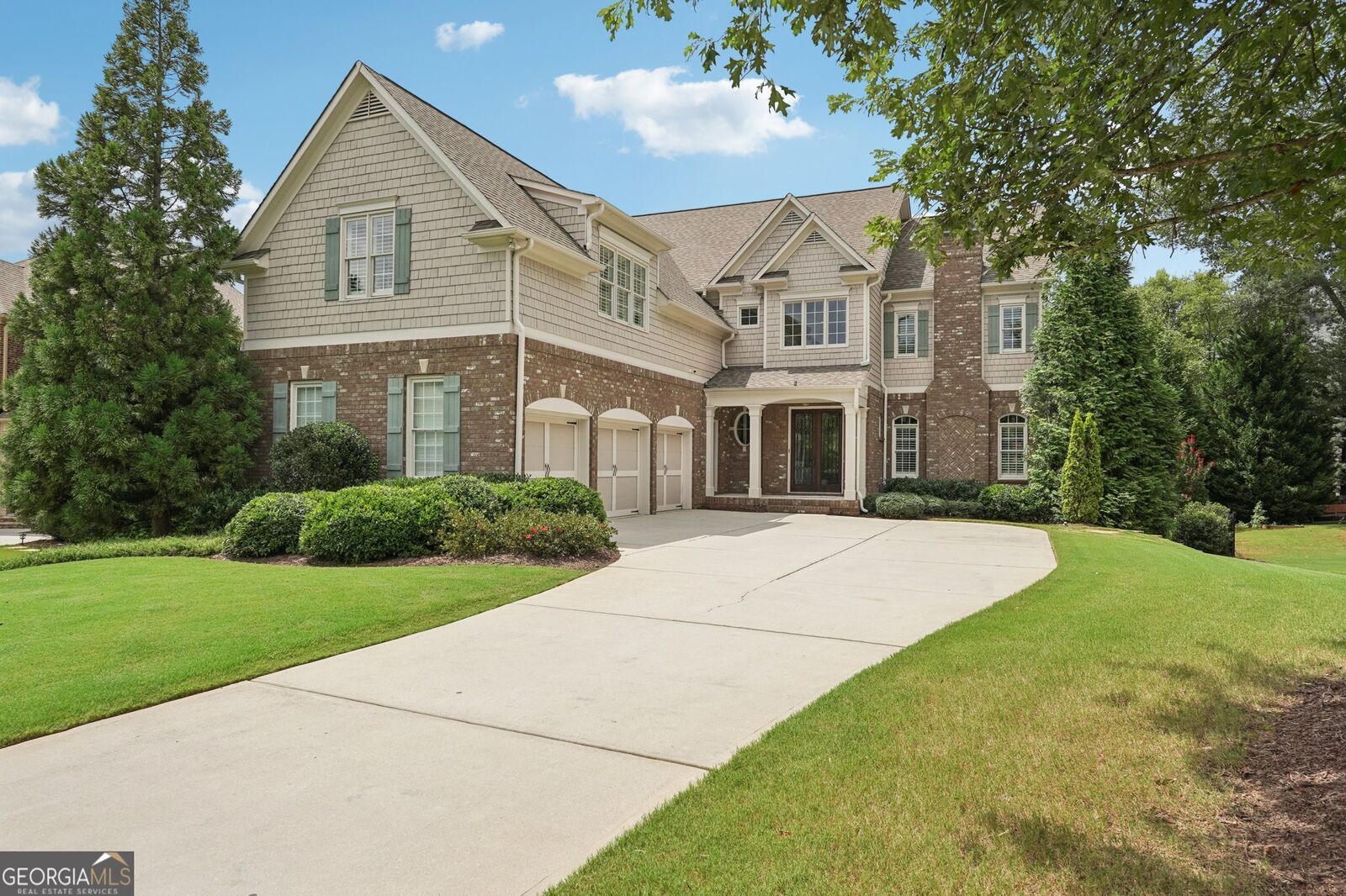 Property Photo: 4815 Holmes Farm Court GA 30066